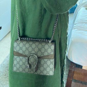 Gucci Mini Dionysus GG Supreme Shoulder Bag